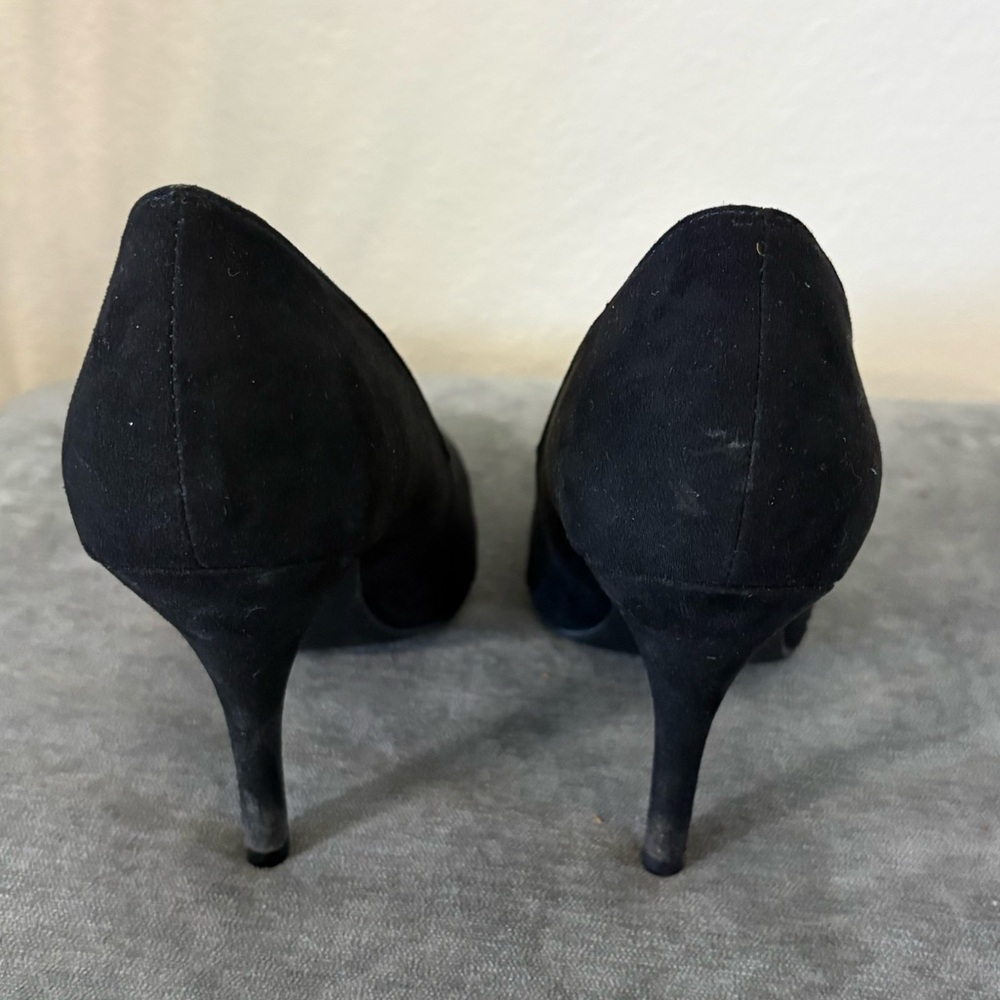 Chinese Laundry Black Heels - Picture 2 of 4